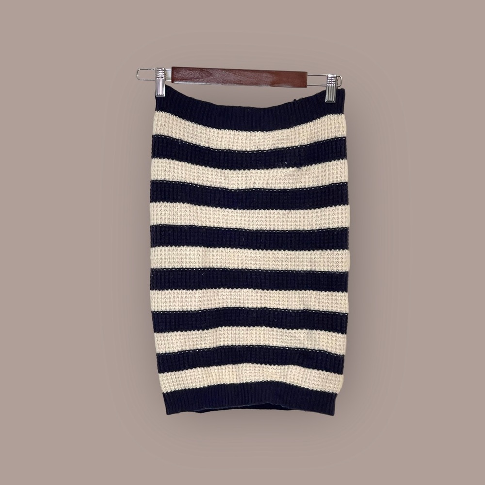 Gap Navy Blue and White Striped Cashmere Blend Waffle Knit Cowl/Infinity Scarf